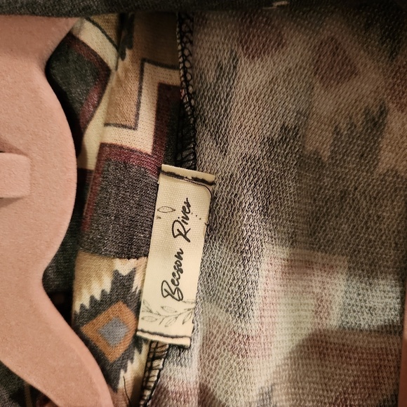 Beeson River Aztec Print Cowl Neck Oversized Top XL - Picture 3 of 4